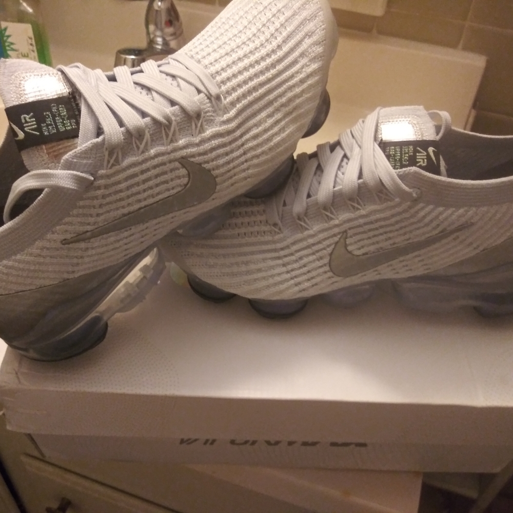 New pure metallic nike vapor max!🔥🔥